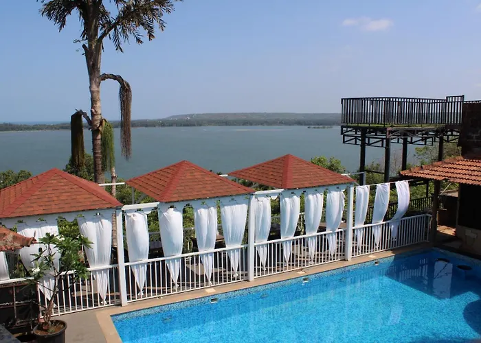 Raposo Resorts